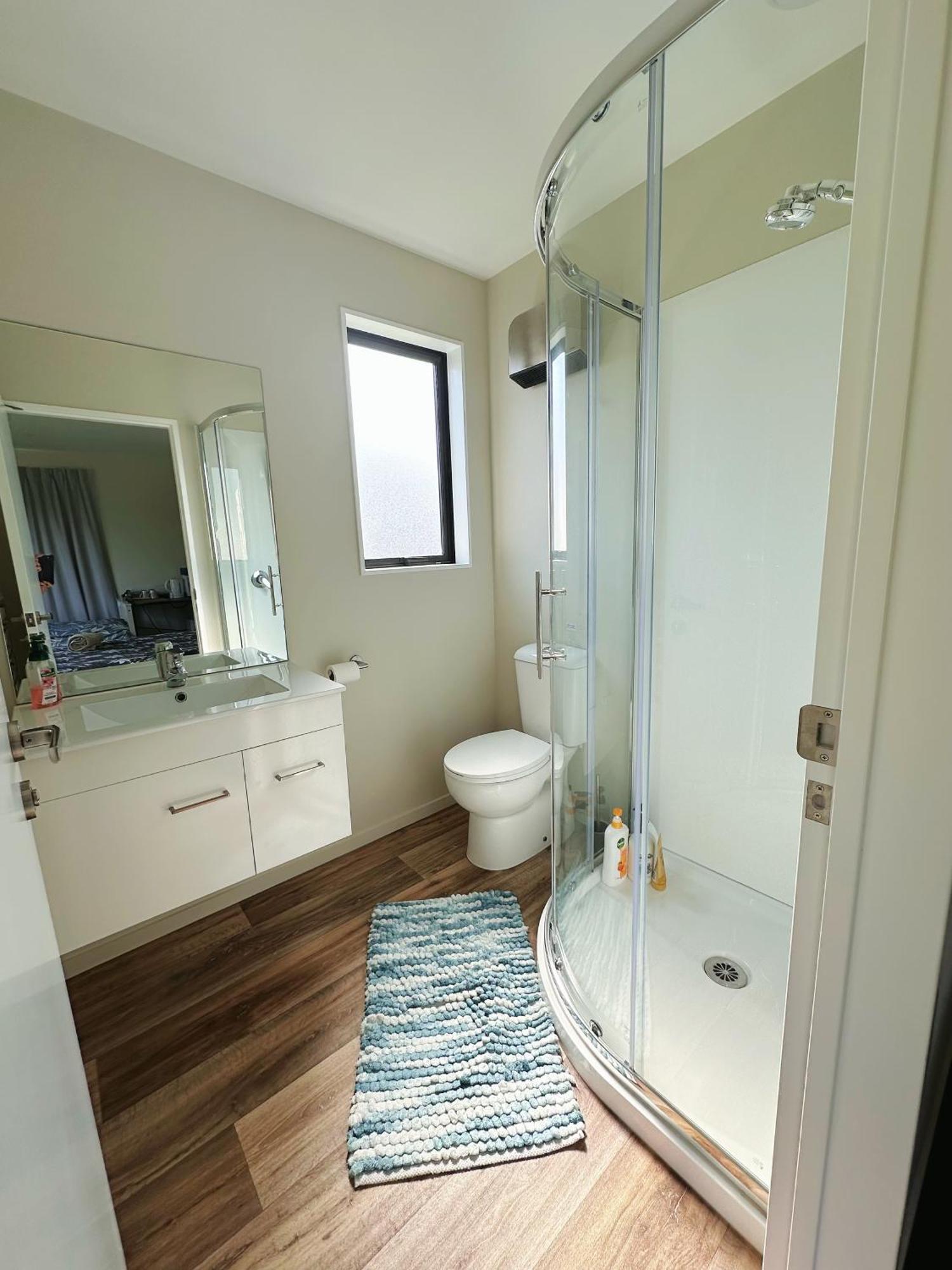 Hanleys Private Room Near Airport Frankton Wharf Exterior foto